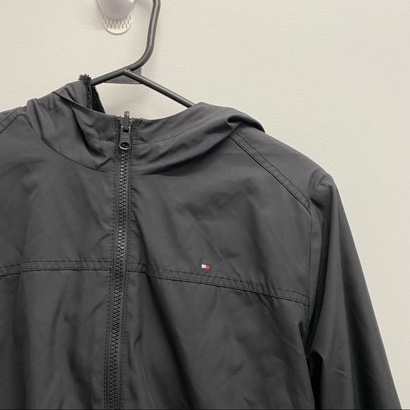 TOMMY HILFIGER REVERSIBLE RAIN COAT AND FALL JACKET / SIZE SMALL - Picture 4 of 9